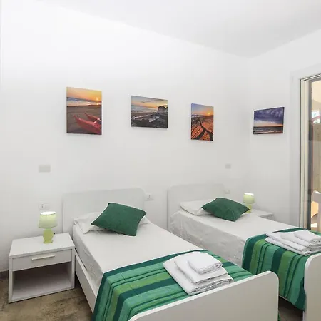 Stunning In Marza With Kitchenette Holiday home Santa Maria Del Focallo