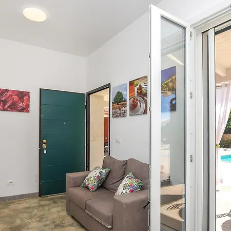 Stunning In Marza With Kitchenette Holiday home